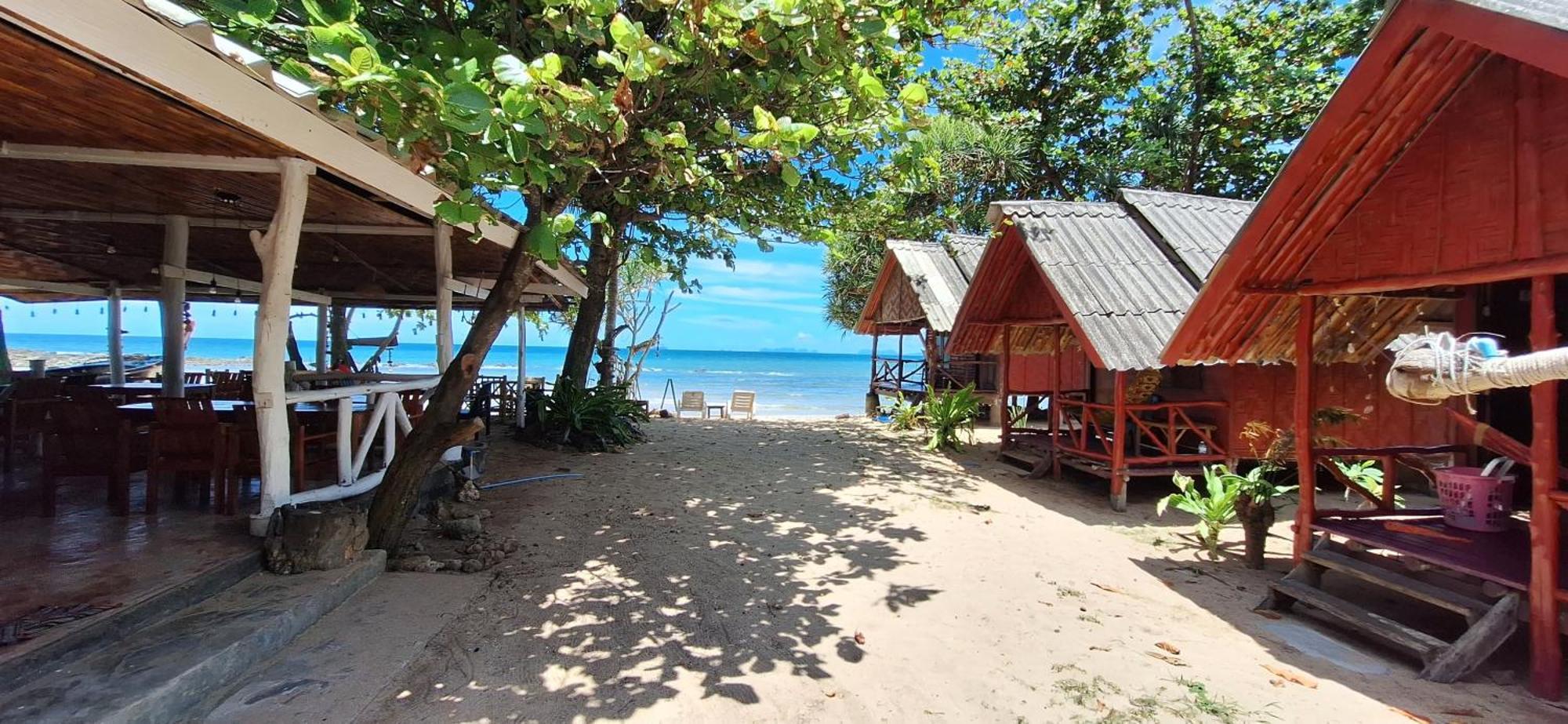 Breizh Cape Beach Bungalows Ko Lanta المظهر الخارجي الصورة