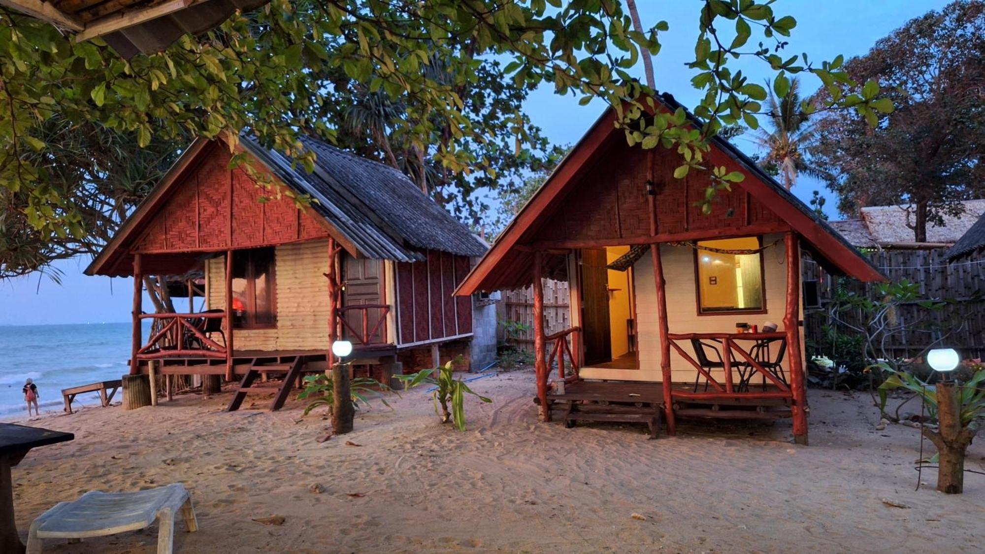 Breizh Cape Beach Bungalows Ko Lanta المظهر الخارجي الصورة